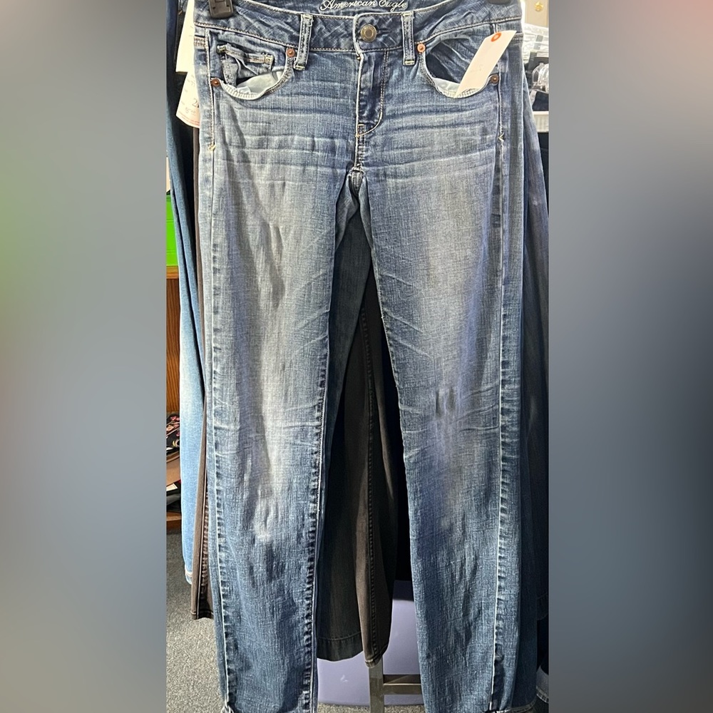 American Eagle Jeans size 2 Long Skinny buy 3 or more and save